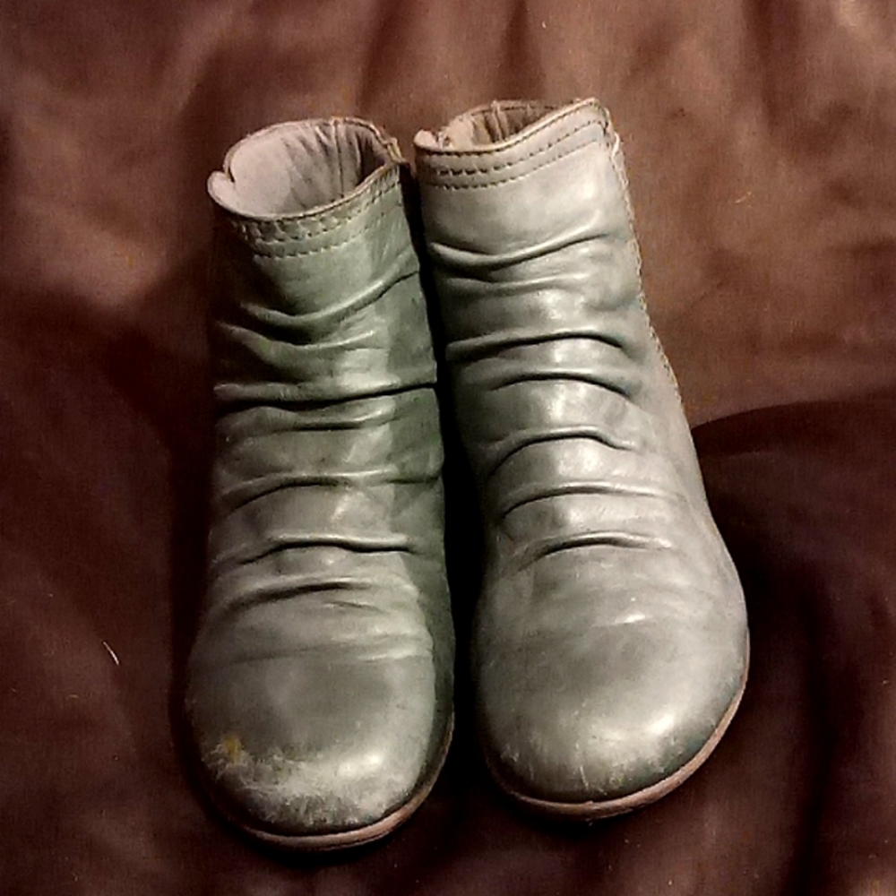Rockport Leather Ankle Bootie, Women's Size 8 in Teal